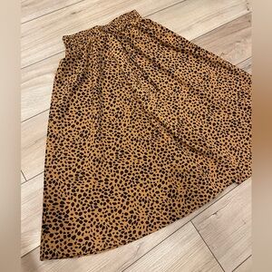 BLUETIME Chic Leopard Print A-Line Flowy Skirt - Size Small